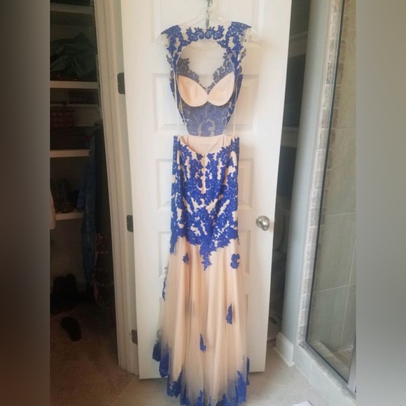 Dave and Johnny Formal Dress - Blue & Nude Mesh *LIKE NEW* - Picture 2 of 4